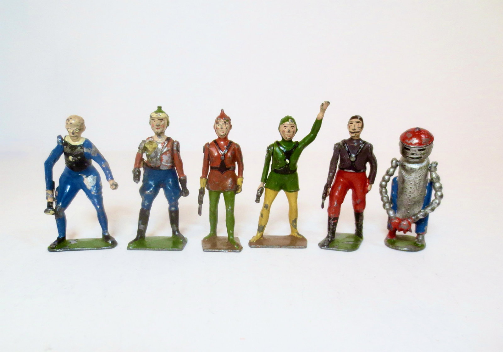 Britains VERY RARE Buck Rogers Complete Series: Space traveling Buck Rogers with Wilma Deering, Dr. Huer, Killer Kane, Princess Ardala, and the ULTRA RARE Mekkano Man. Circa 1935 and available for one year only. Britains produced the series of figu