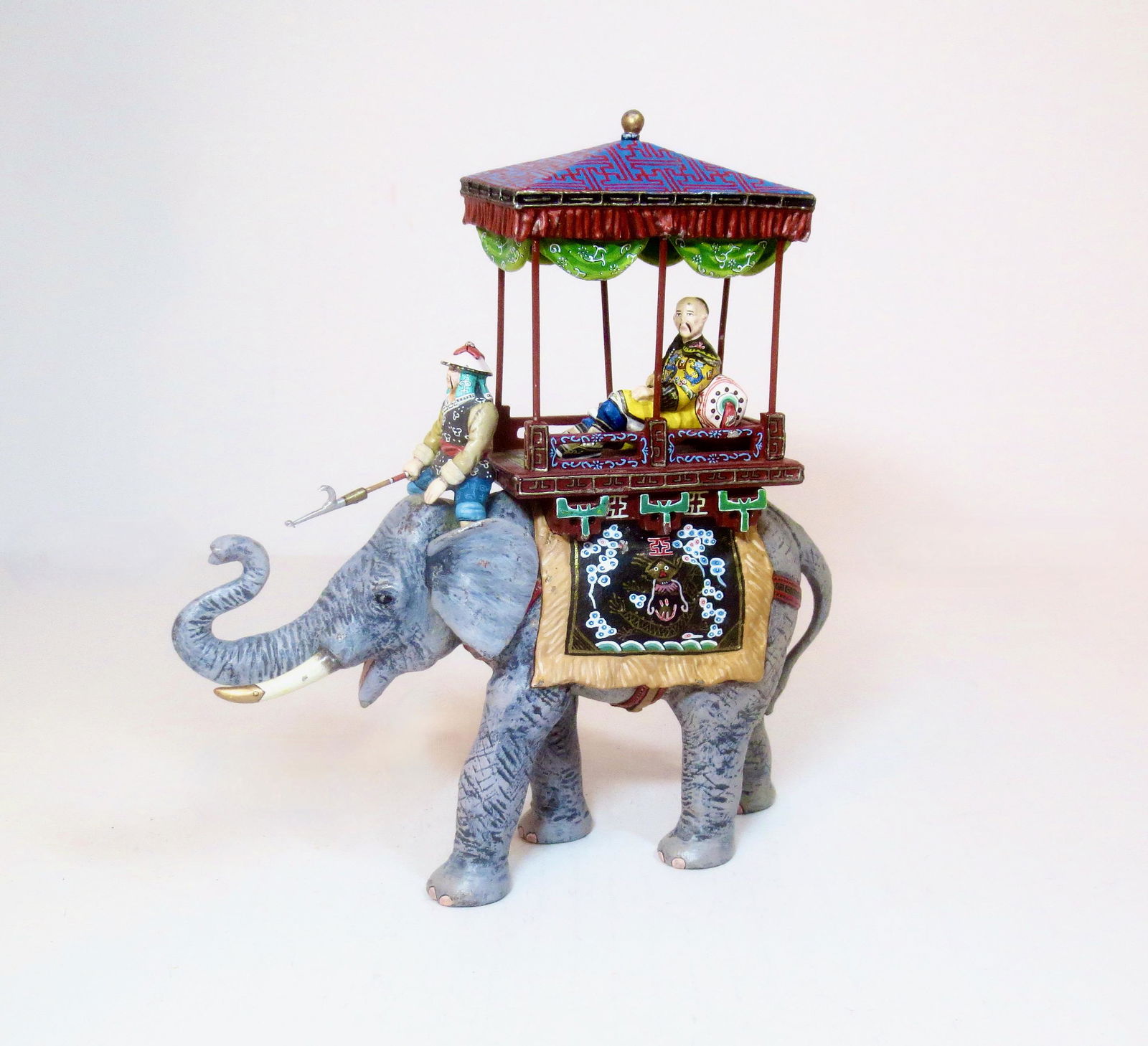 KING & COUNTRY #SR001 CEREMONIAL PARADE ELEPHANT (1 of 1)