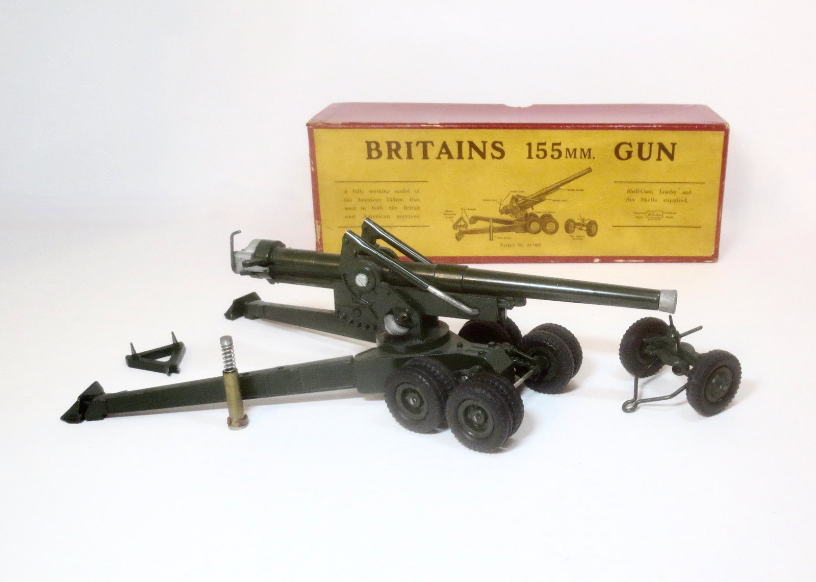 Britains #2064 155mm Gun: Post war issue. 6 pieces. Near mint condition. Box very good (one top corner split).