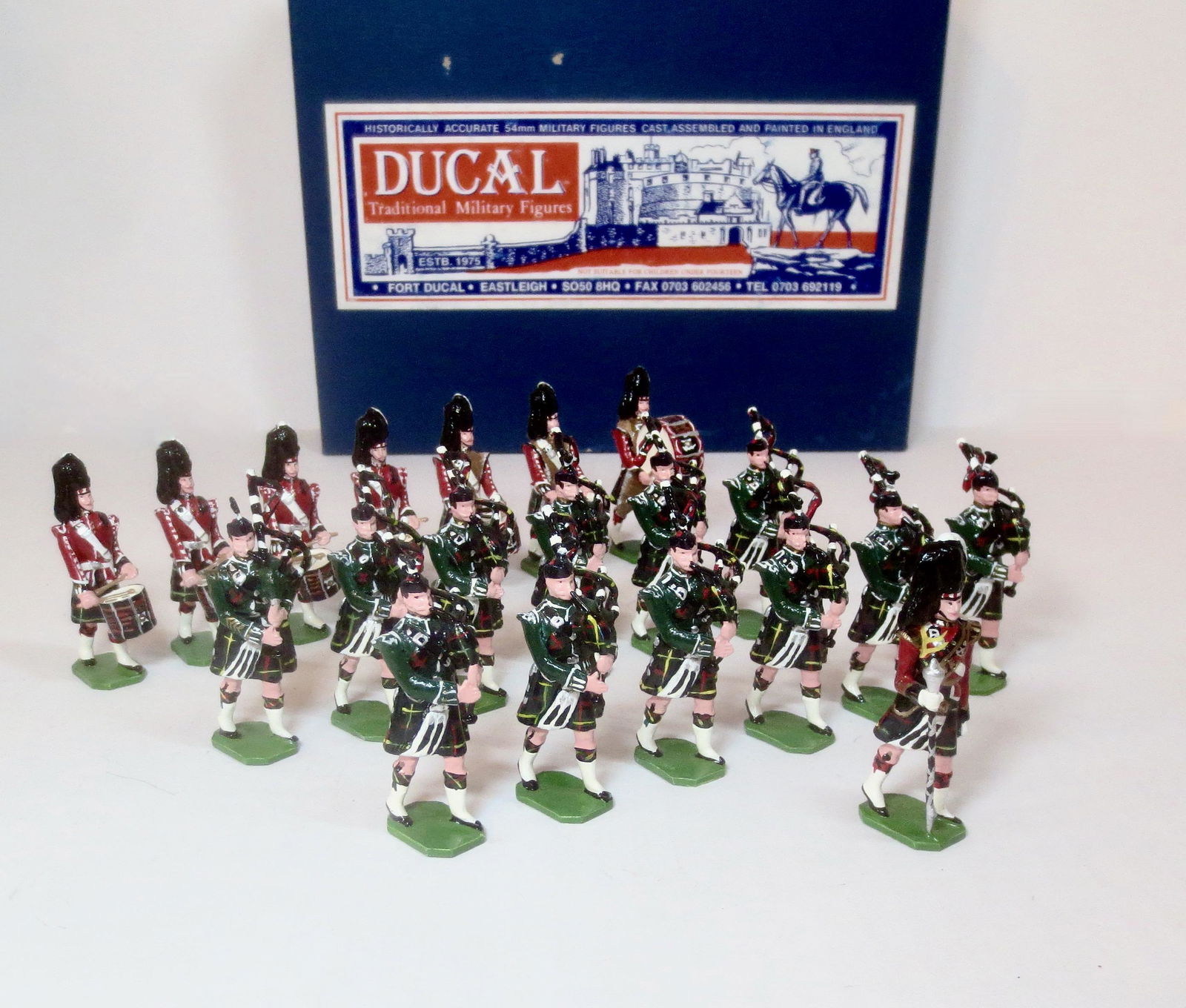 Ducal #2405 Pipes & Drums Marching (1 of 1)