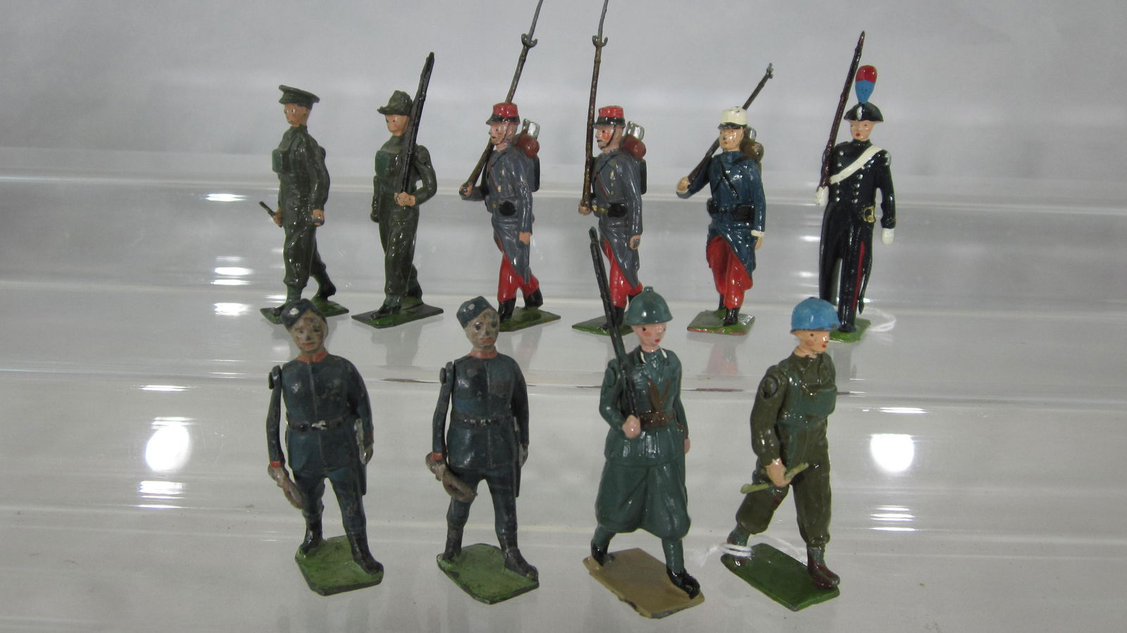 Britains Unboxed Assorted Foreign Armies. (1 of 1)