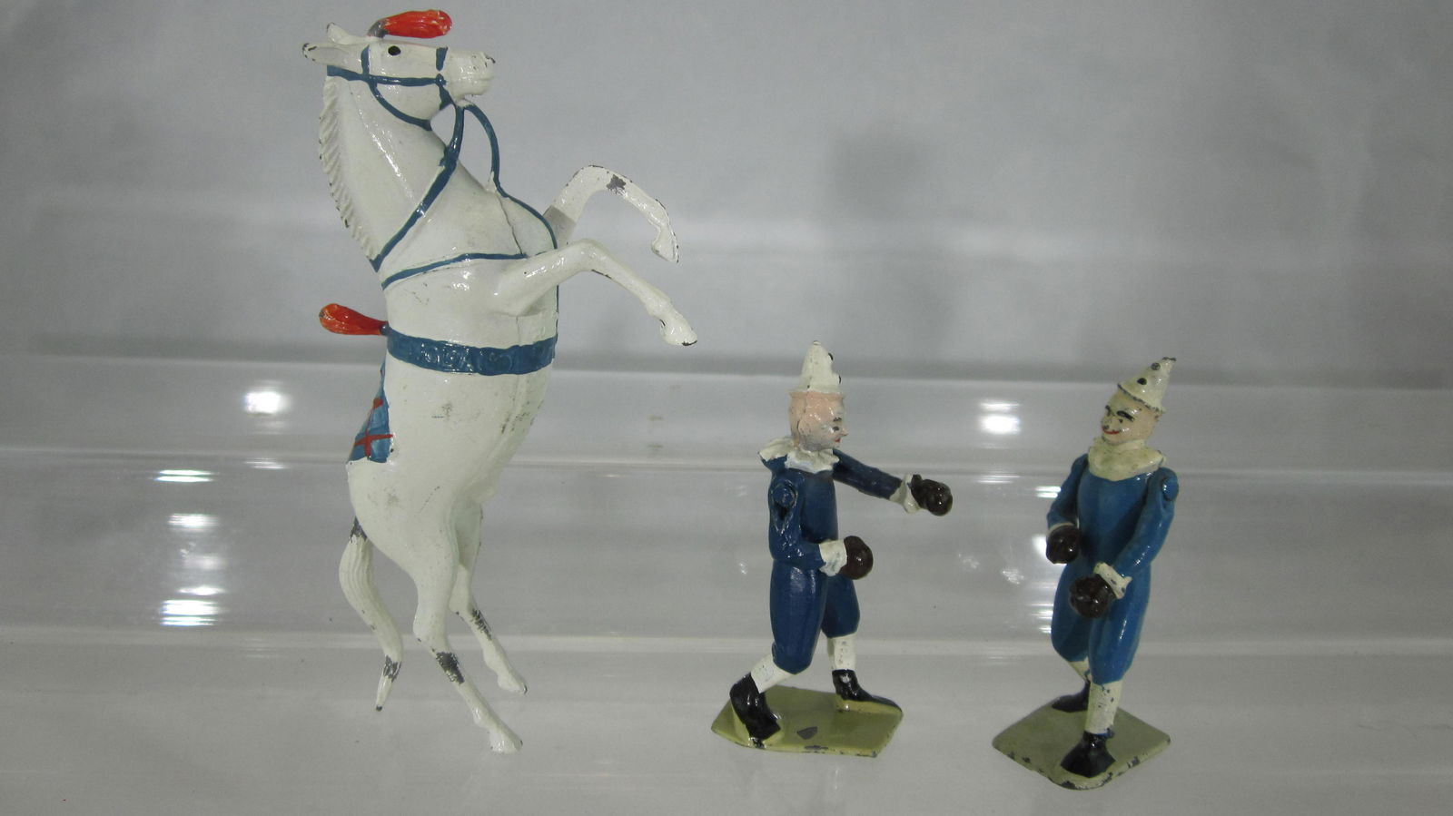 Britains Liberty Circus Horse And Boxing Clowns. (1 of 1)