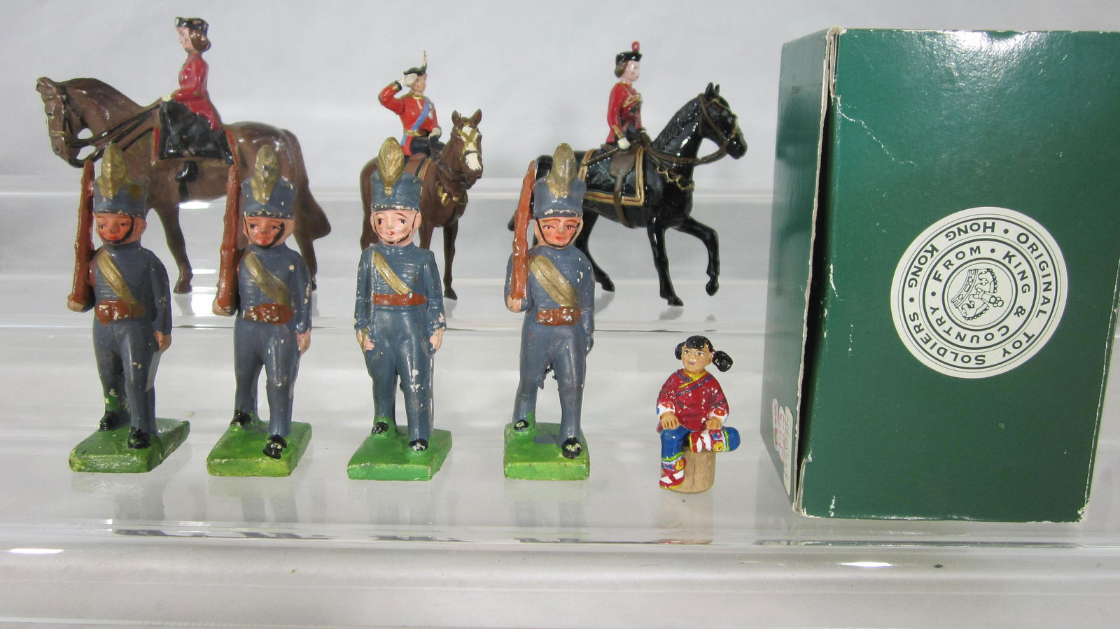 3 Queens, 4 Japanese Ceramic, And A China Girl. (1 of 1)