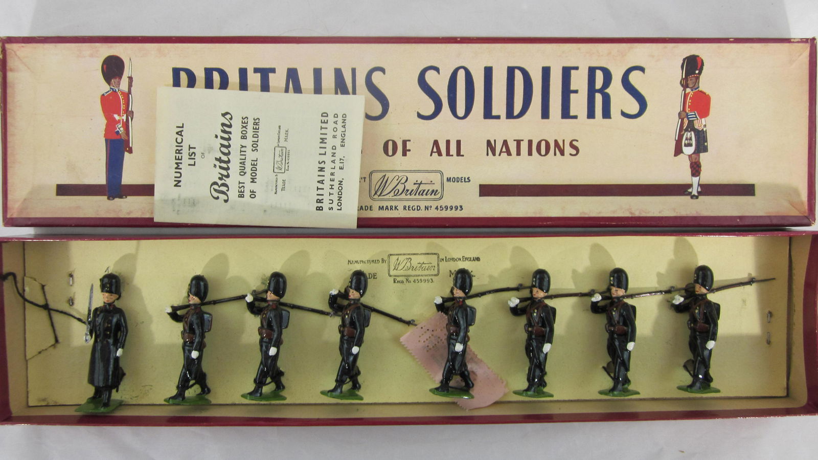 Britains Set #2009 Belgian Foot Grenadiers. (1 of 1)