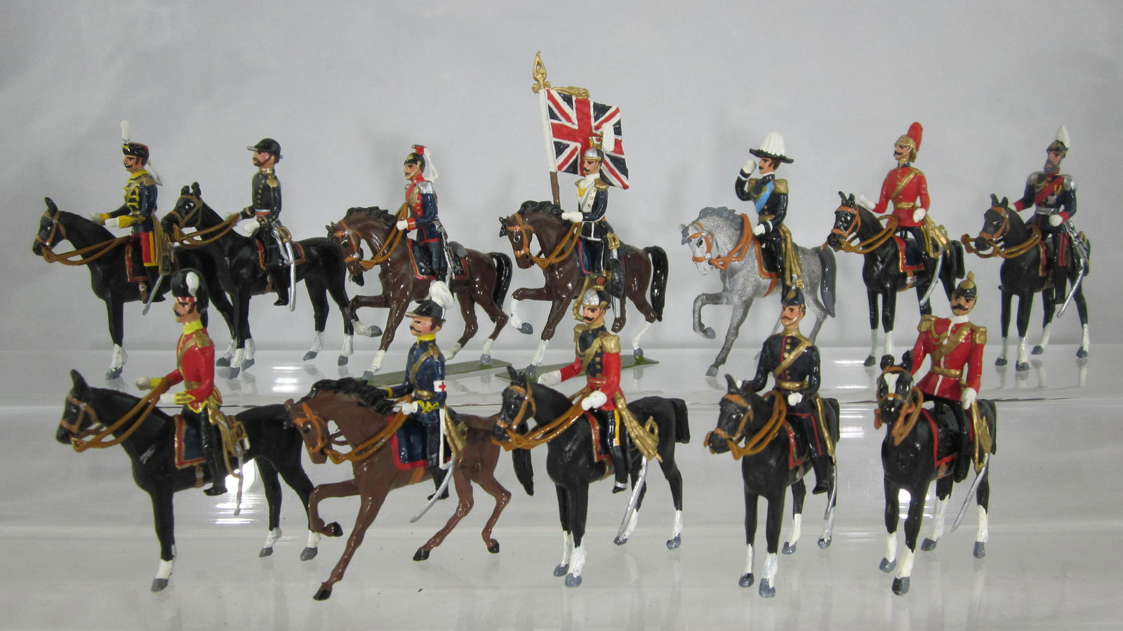 Potsdamer Zinnsoldaten British Mounted Staff. (1 of 1)