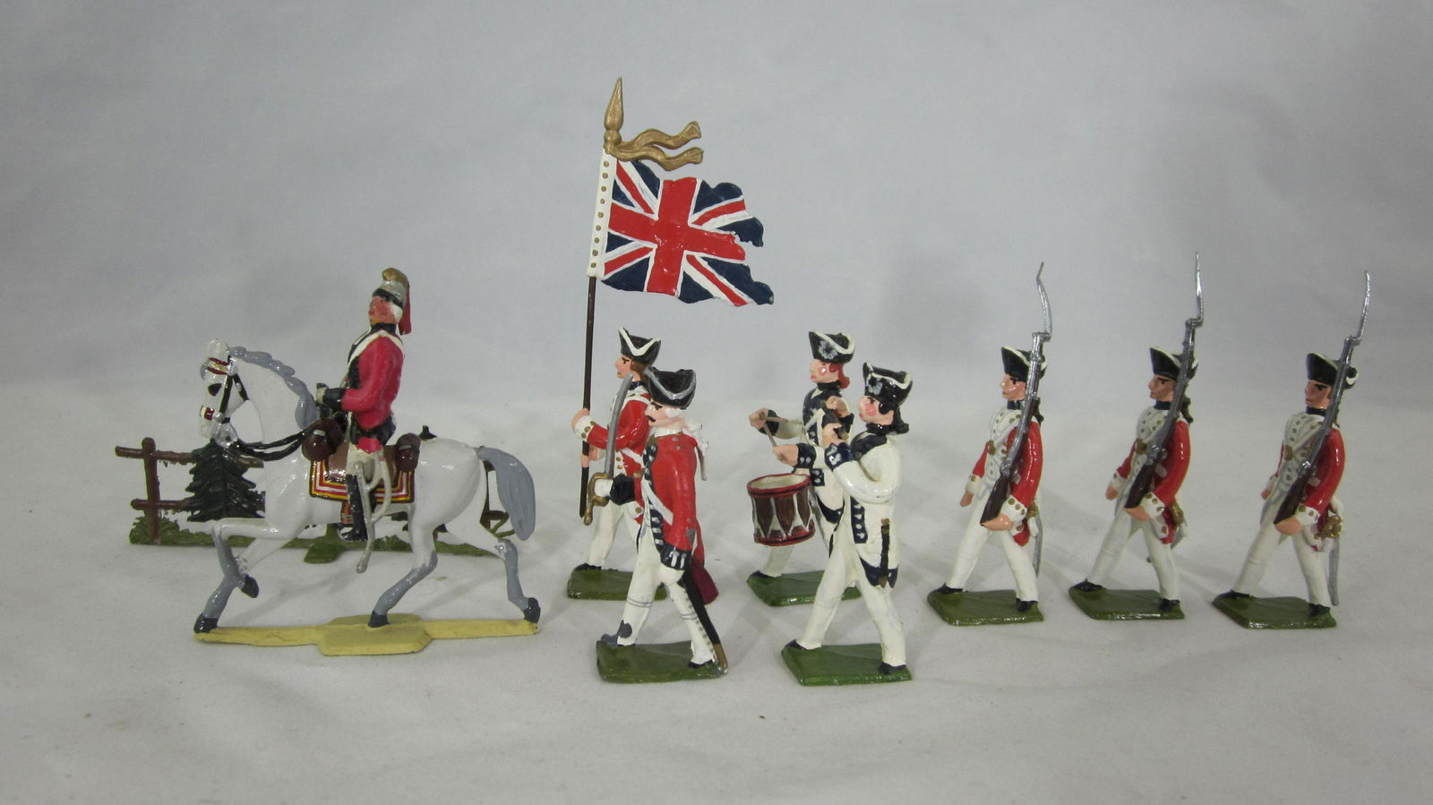 Potsdamer Zinnsoldaten British Marching. (1 of 1)