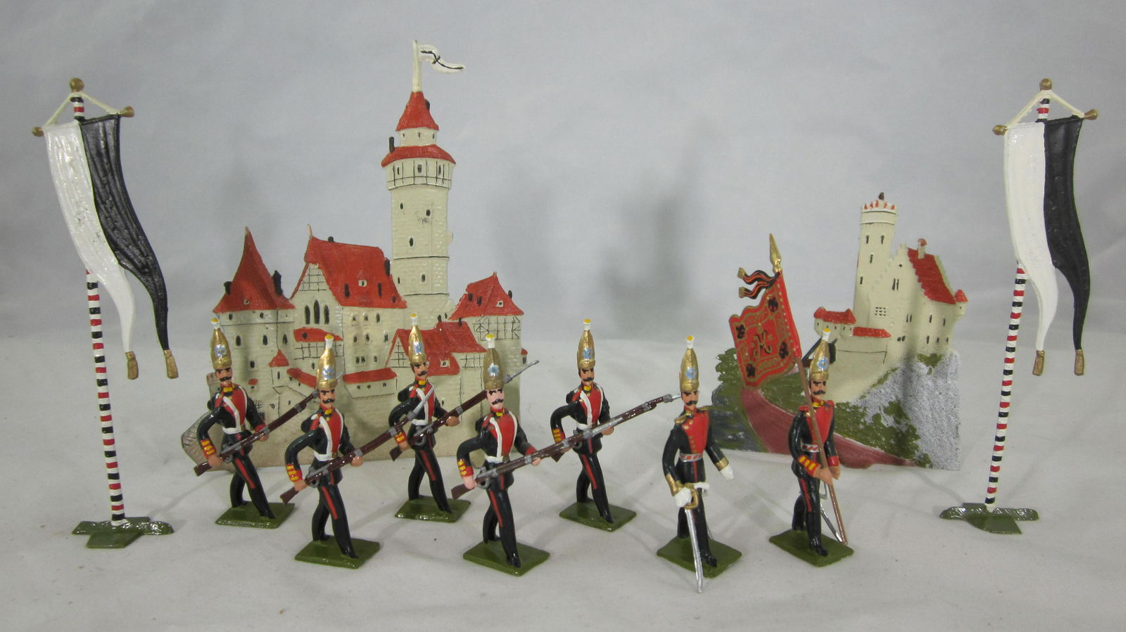 Potsdamer Zinnsoldaten Hessians Marching Past. (1 of 1)