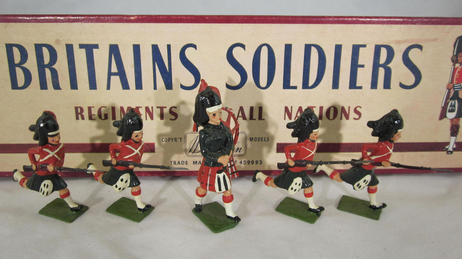Britains Set #11 Black Watch Highlanders. (1 of 1)