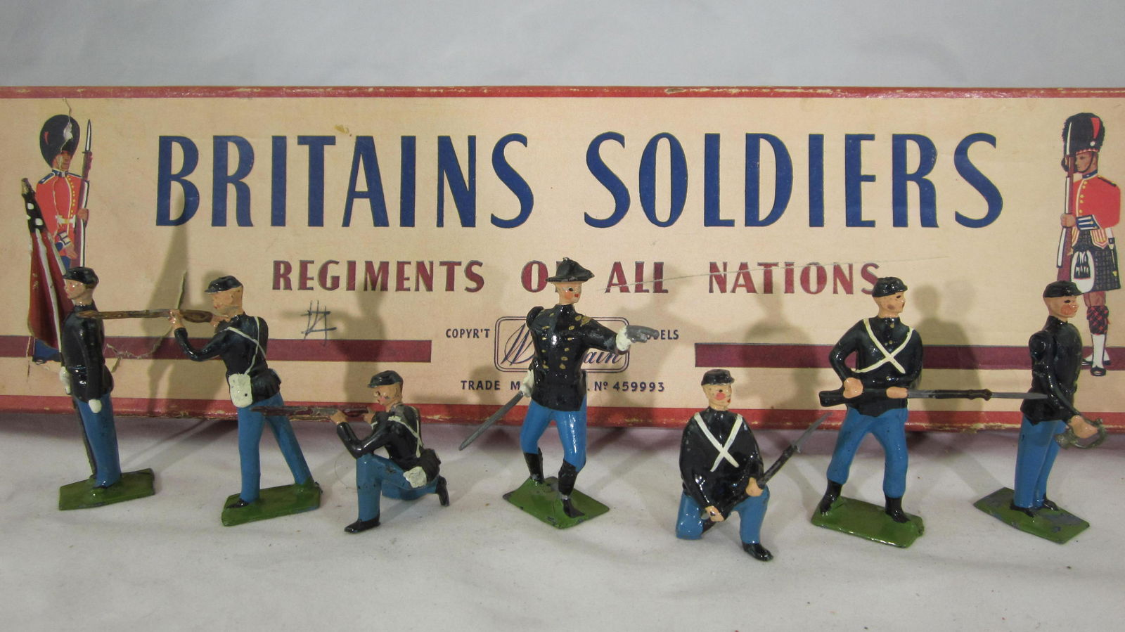 Britains Set #2059 Civil War Union Infantry. (1 of 1)