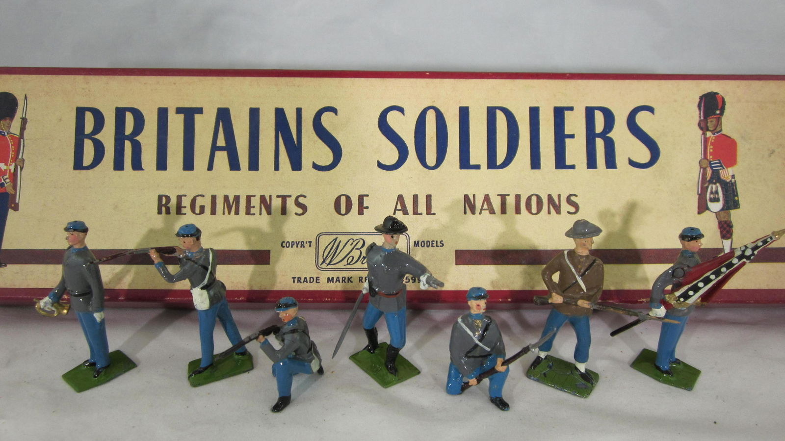 Britains Set #2060 Confederate Infantry. (1 of 1)