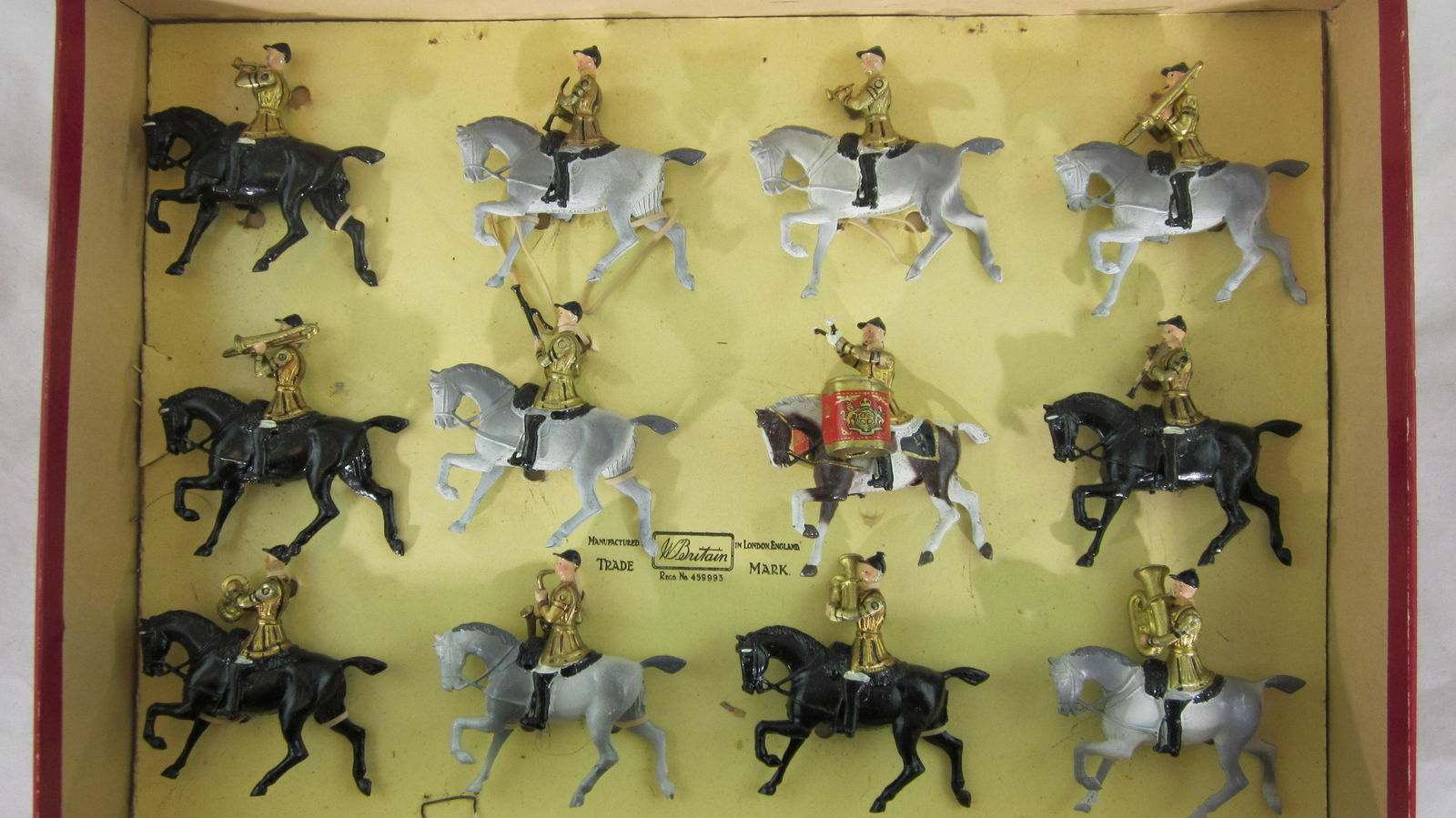 Britains Set #101 Mounted Band Of Lifeguards. (1 of 3)