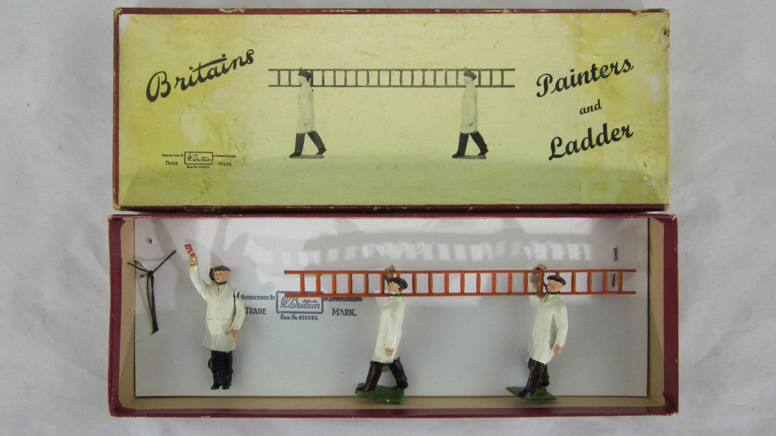 Britains Set #1495 Civilian Painters And Ladder. (1 of 2)