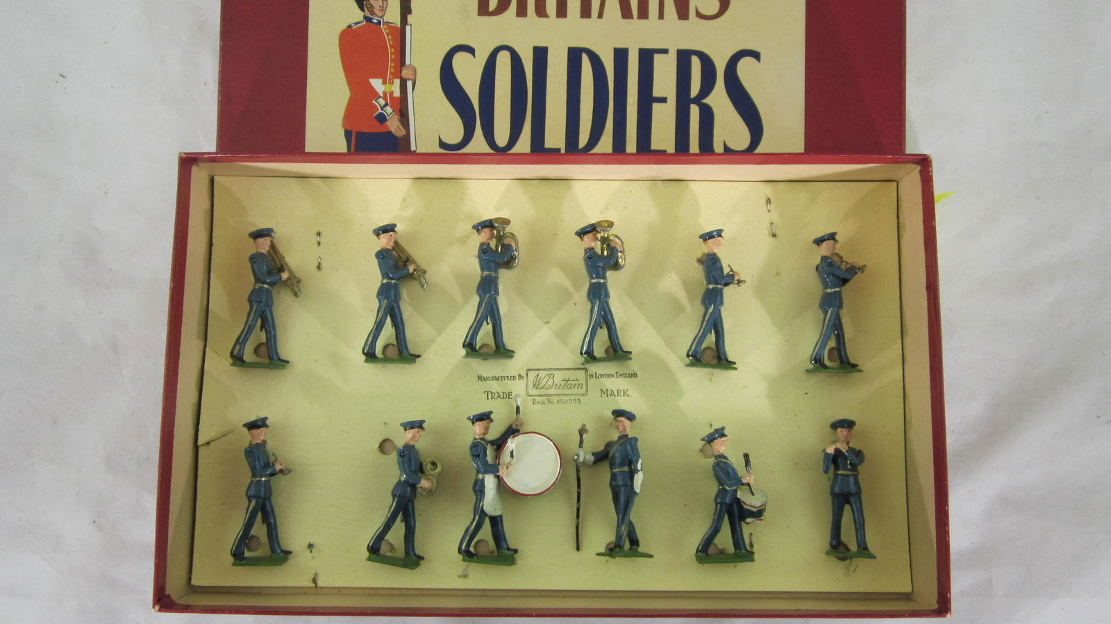 Britains Set #1527 Royal Air Force Band. (1 of 1)