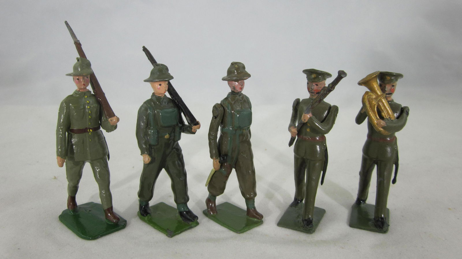 Britains Khaki Battledress Assortment. (1 of 1)