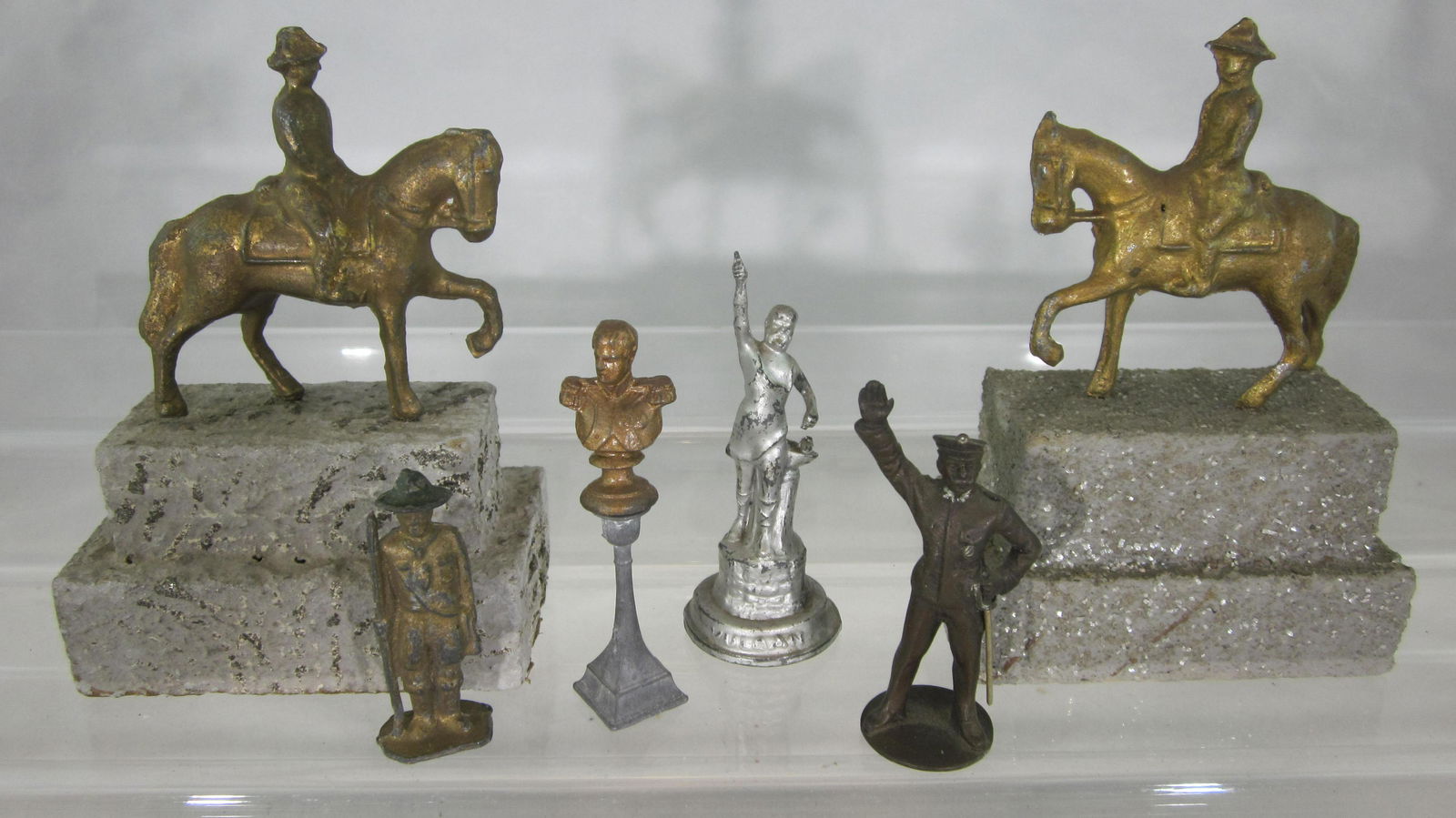 Early Monuments And Statues Assortment. (1 of 1)