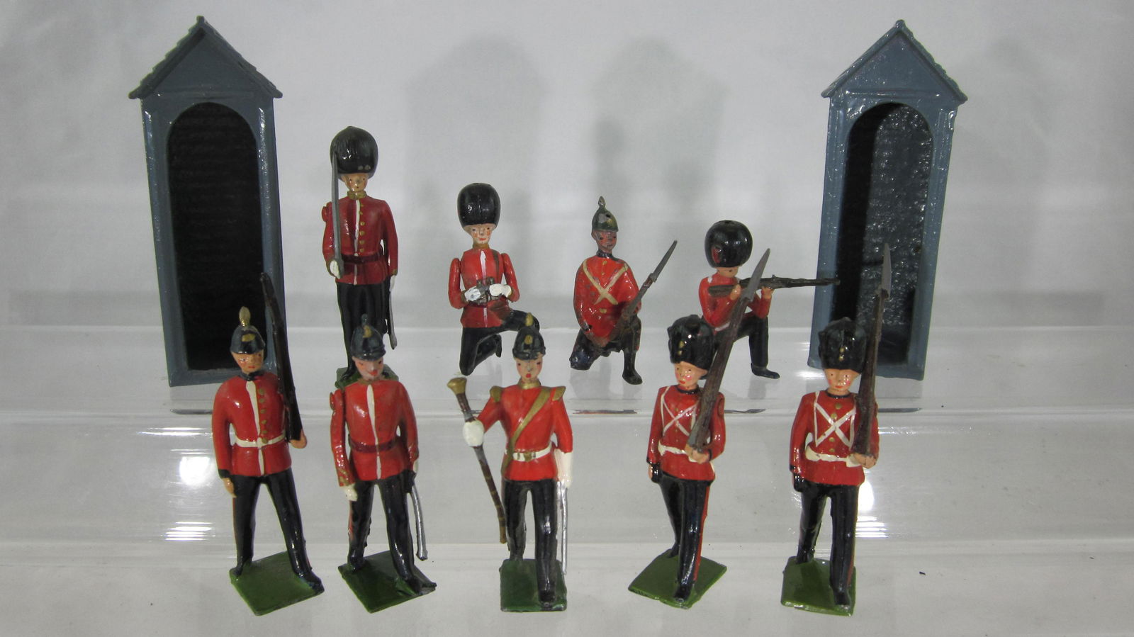 Britains British Redcoat Infantry Assortment. (1 of 1)