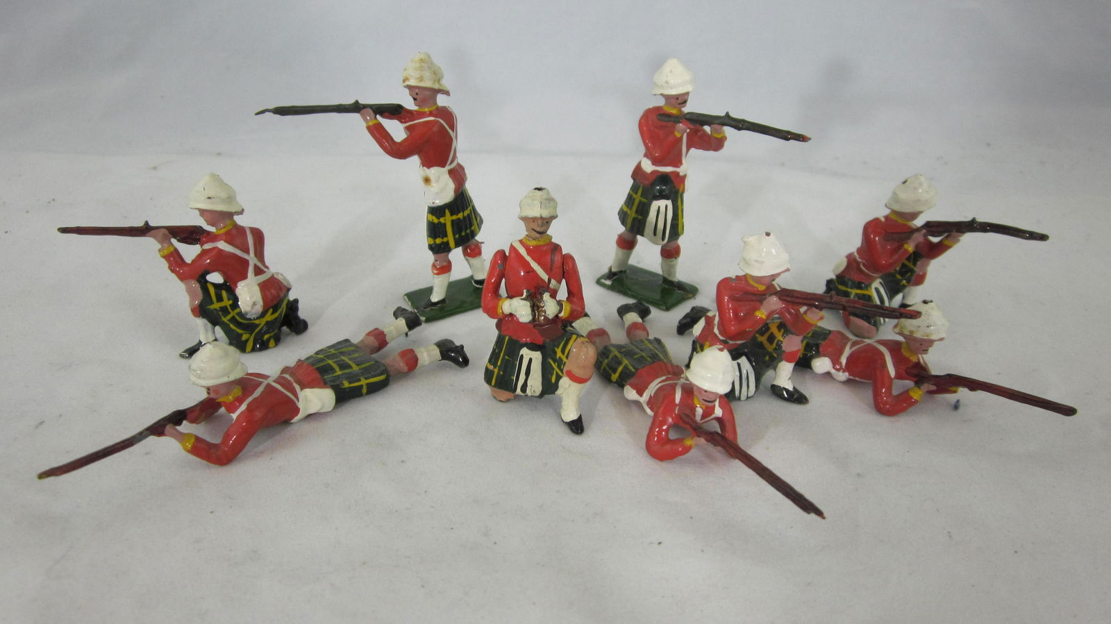 From Britains #157 Gordon Highlanders Firing. (1 of 1)