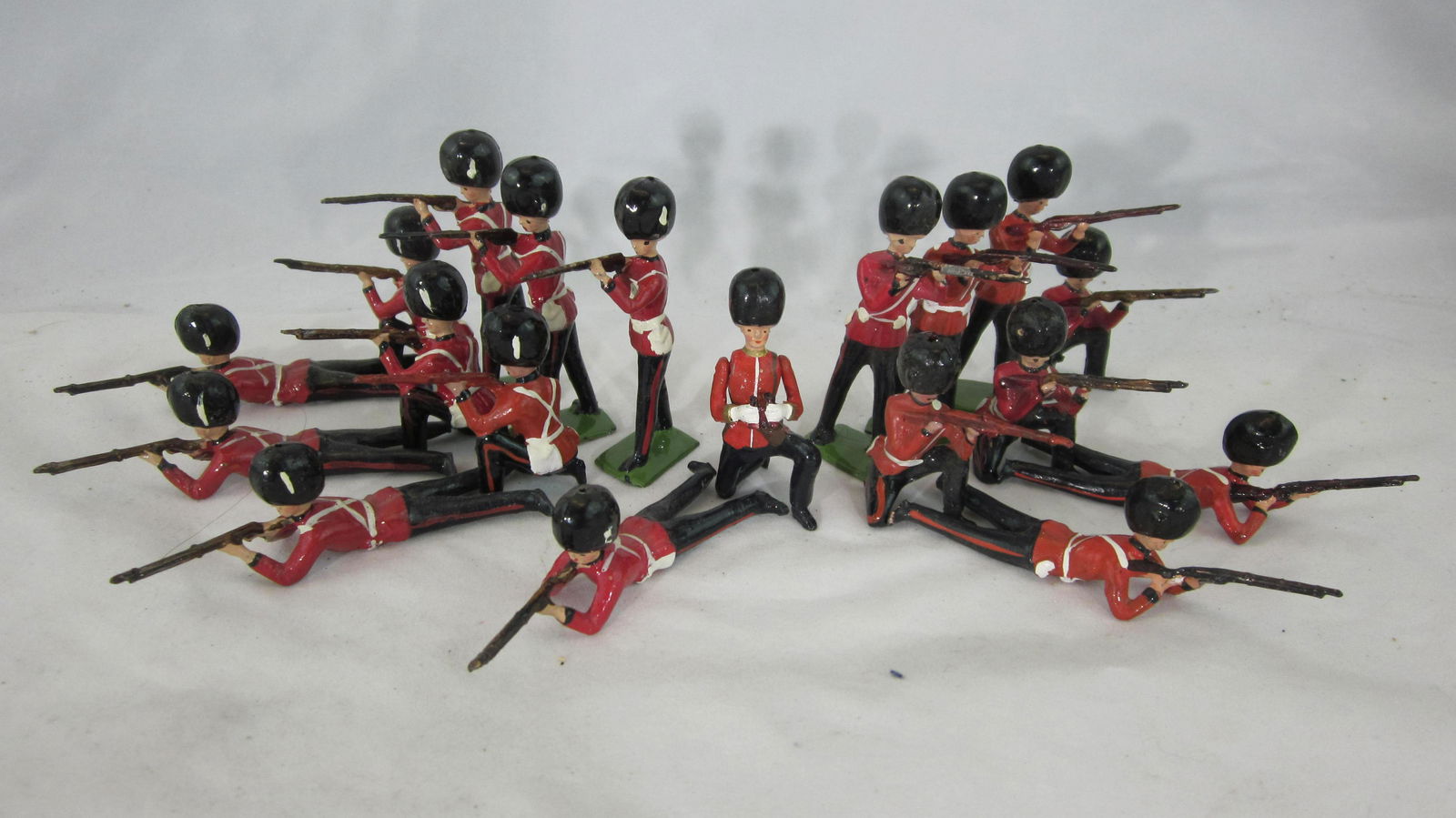 Britains Retouched Grenadier Guards Firing. (1 of 1)