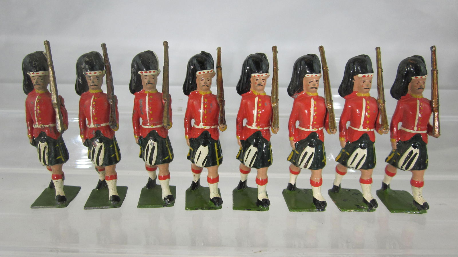 Britains #77  Gordon Highlanders Group. (1 of 1)