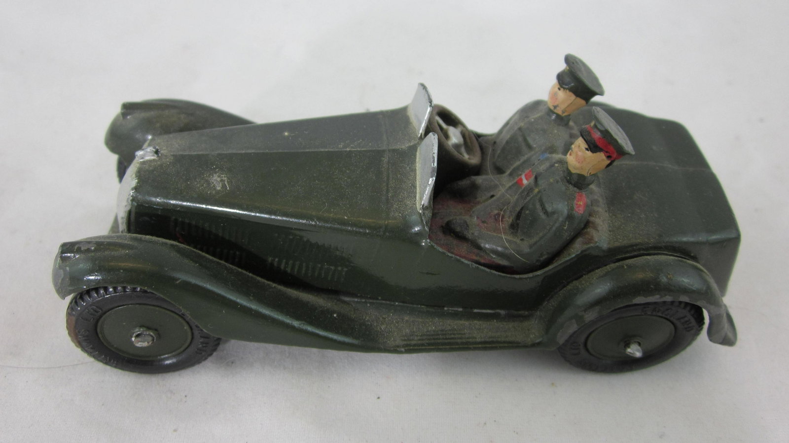 Britains Set #1448 Postwar General Staff Car.: UNBOXED Staff Car, last version, molded windscreen and black plastic tires only offered 1958-1959. 1 piece, condition excellent, possible neck repair to General. No box.