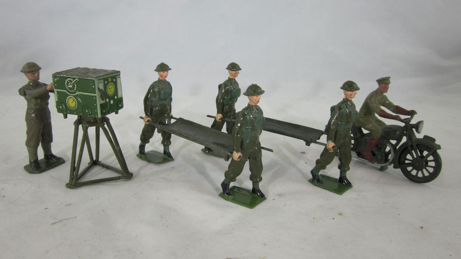 Britains British Khaki Assortment. (1 of 1)