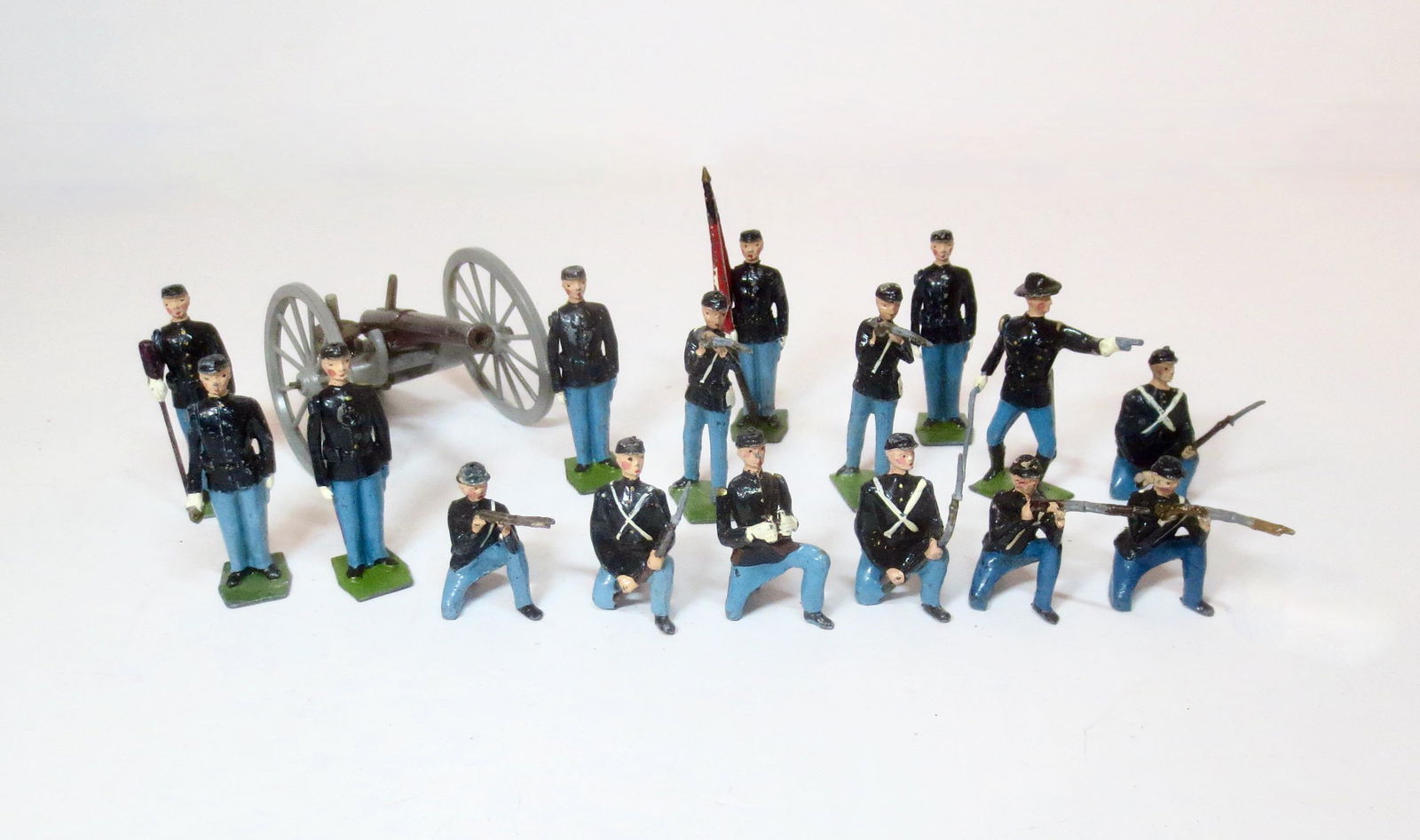Britains ACW Union Artillery & Infantry (1 of 1)