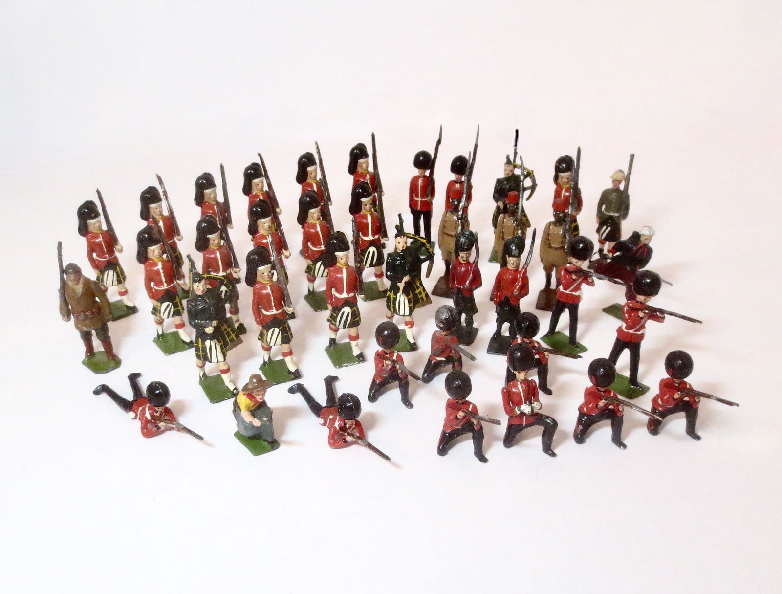 Britains Large Foot Figure Assortment (1 of 1)