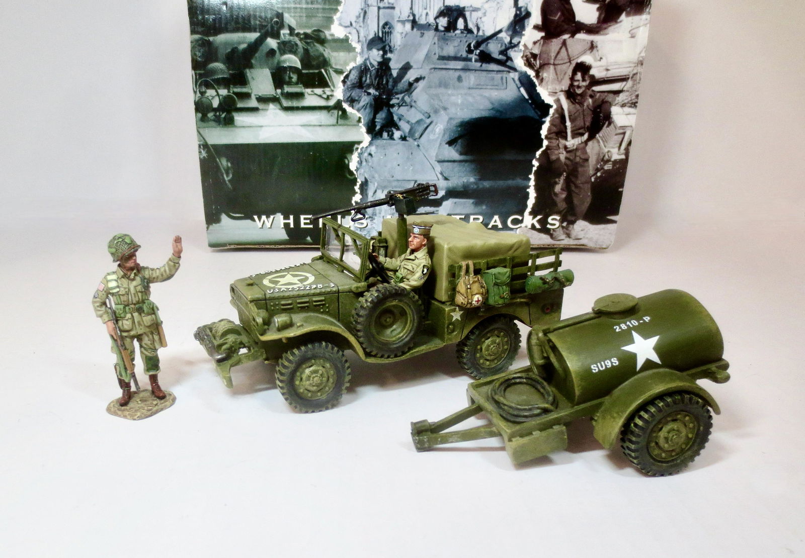 King & Country #DD049 Weapons Carrier (1 of 1)