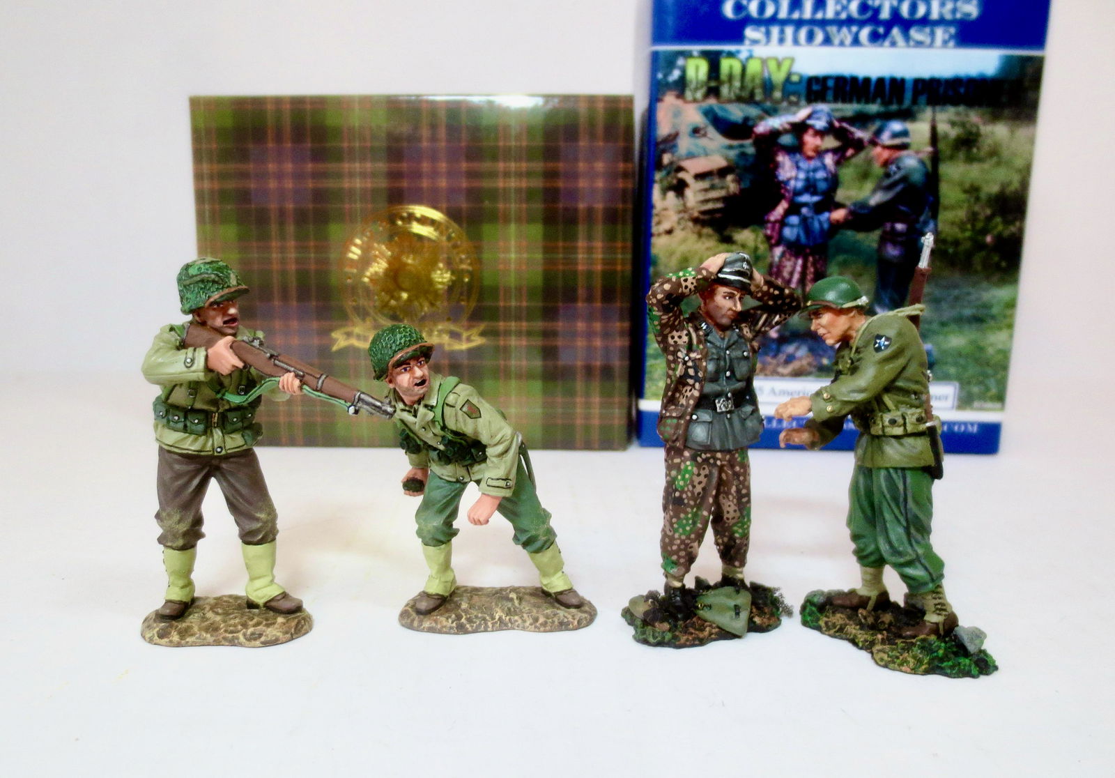 King & Country & Collectors Showcase Sets (1 of 1)