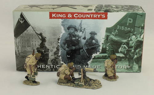 King & Country EA014 Indian Army Machine Gun: British Eighth Army. Indian Army Machine Gun Crew. 3 Pieces. Condition Excellent. Box Excellent.