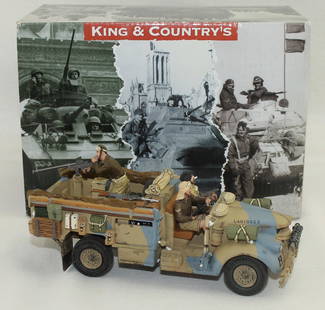 King & Country EA024 LRDG Chevy Truck and Crew: British Eighth Army. Long Range Desert Group 30cwt Chevrolet Truck with Crew. Includes Boyes Anti-Tank Rifle and Bren Gun. 1 Piece. Condition Excellent. Box Very Good.