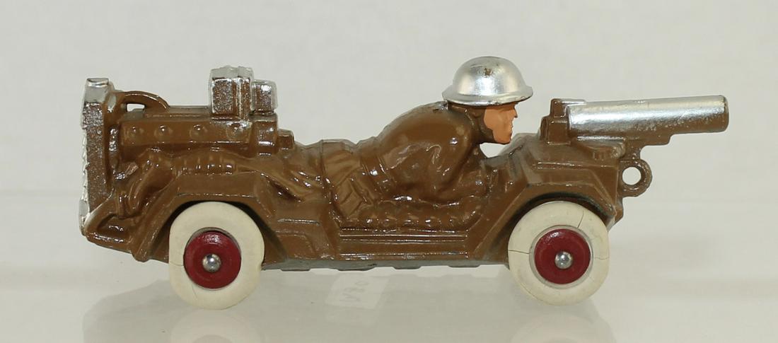 Manoil M80 Motorized Machine Gunner (1 of 3)