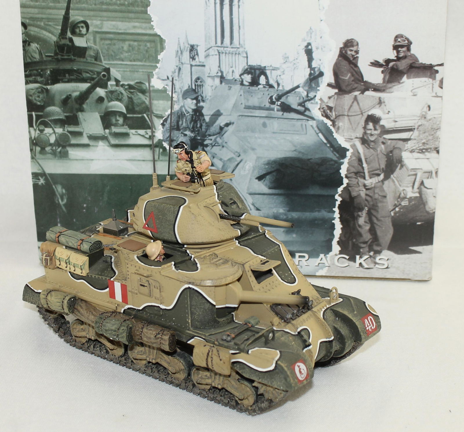 King & Country EA043 M 3 Grant Cruiser Tank (1 of 3)