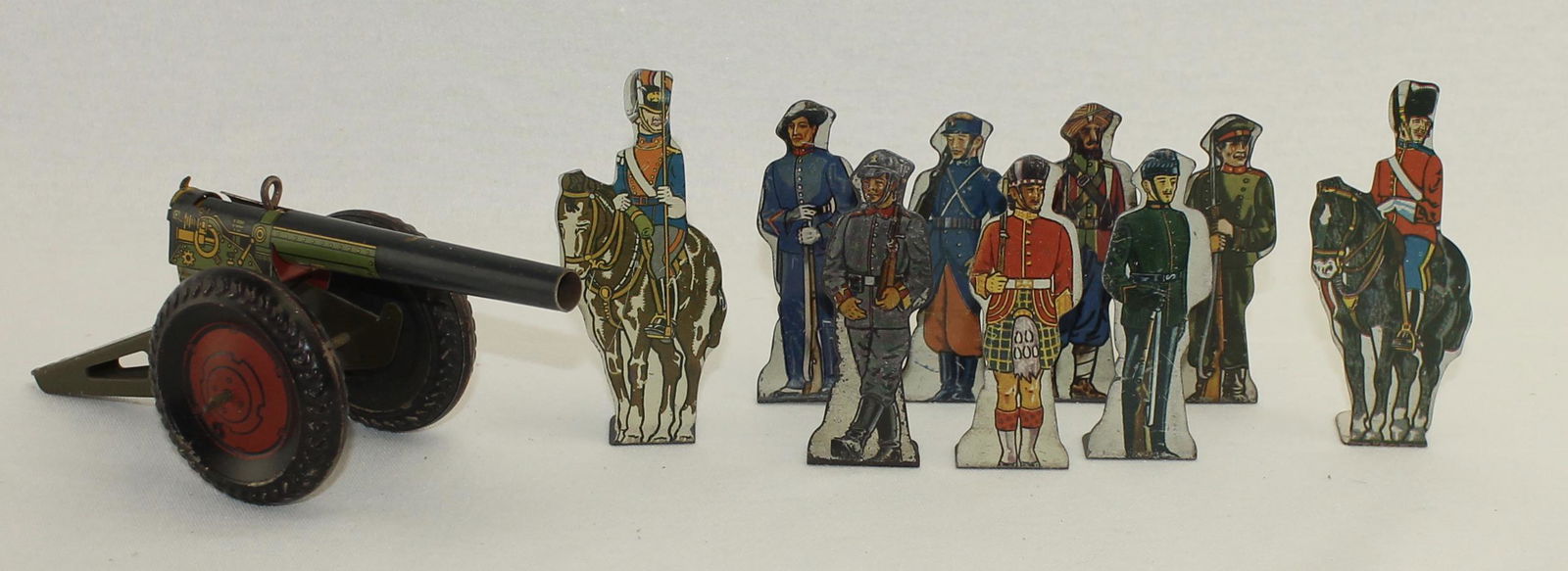 Marx Lot Tin Lithograph Cannon and Targets (1 of 4)