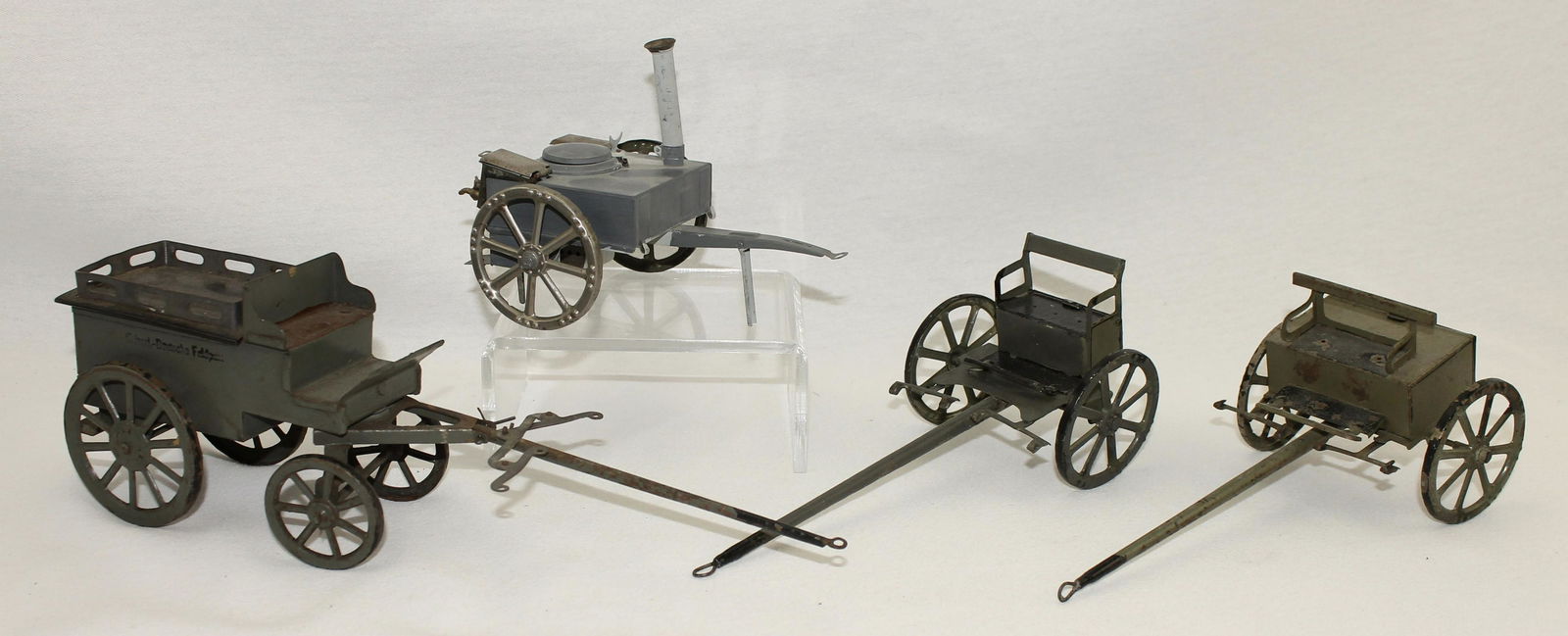Lineol Lot Tinplate Limbers and Wagons (1 of 7)