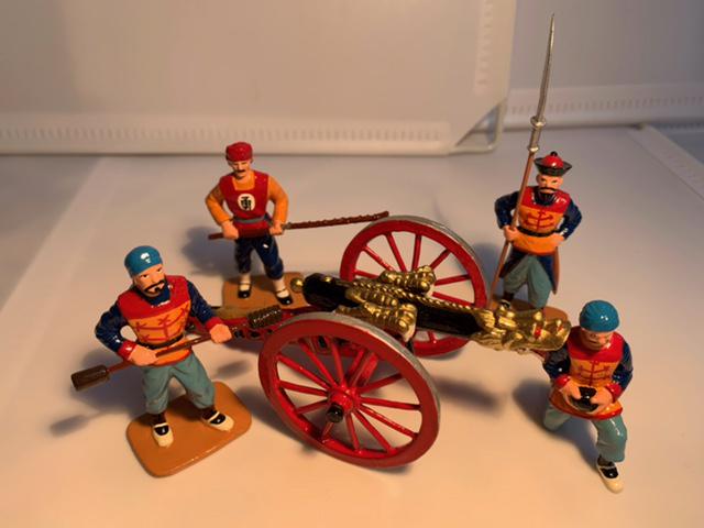 King & Country BR#2 - Chinese Dragon Gun & Crew: King & Country - Set BR#2 - Chinese Dragon Gun and 4 Man Crew - Gloss - Not in Original Box