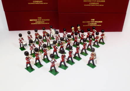 British Toy Soldier Company Scots Guards Band: 31 pieces. Mint condition. Boxes excellent.