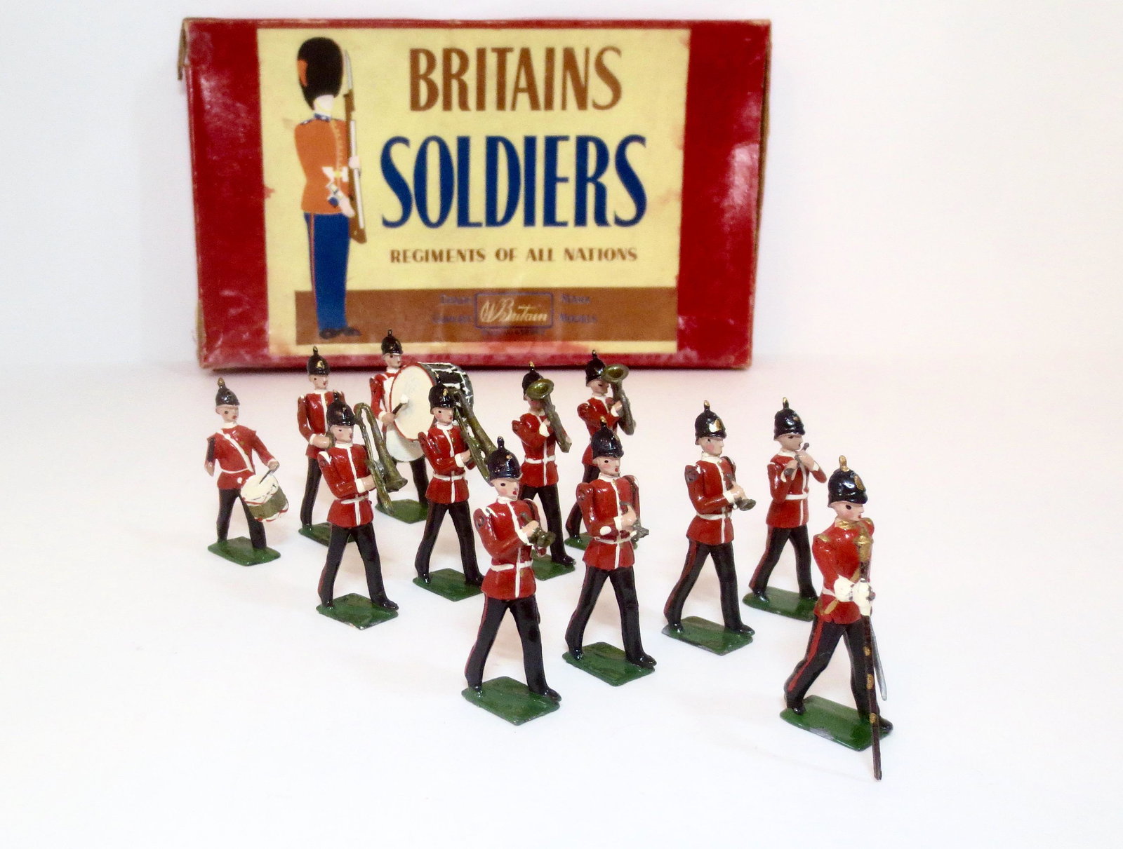 Britains #27 Band of The Line: Post war issue. Near mint to excellent condition. Box poor.