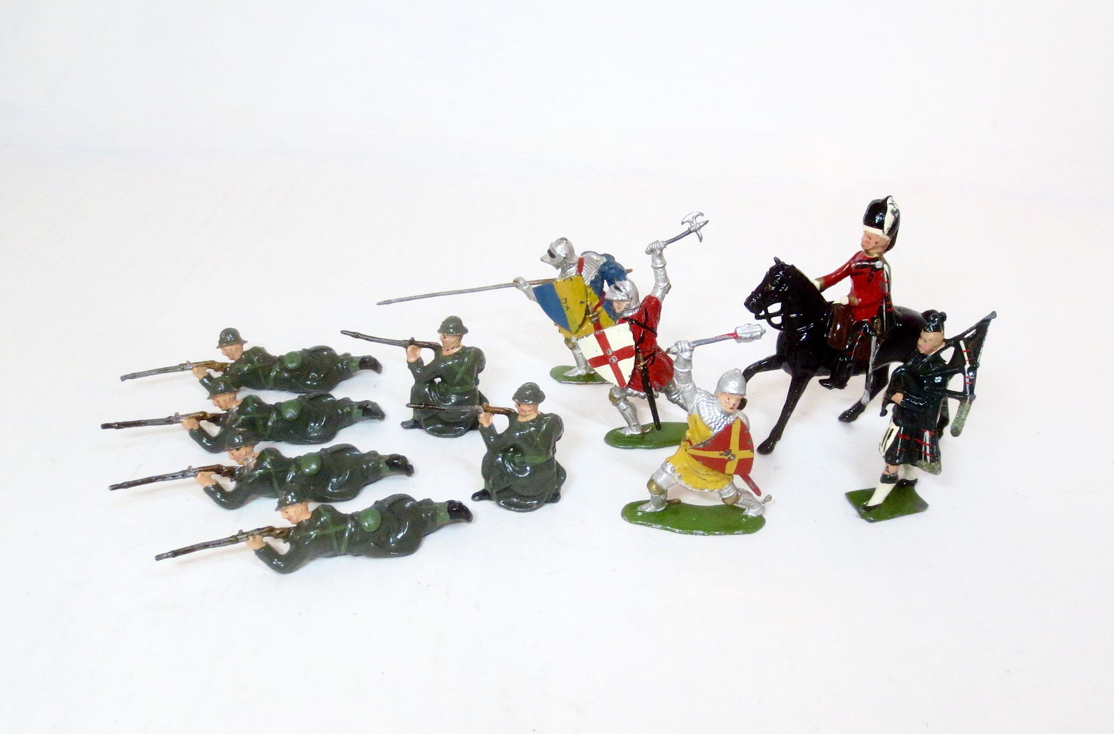 Britains Assorted Regiments (1 of 1)