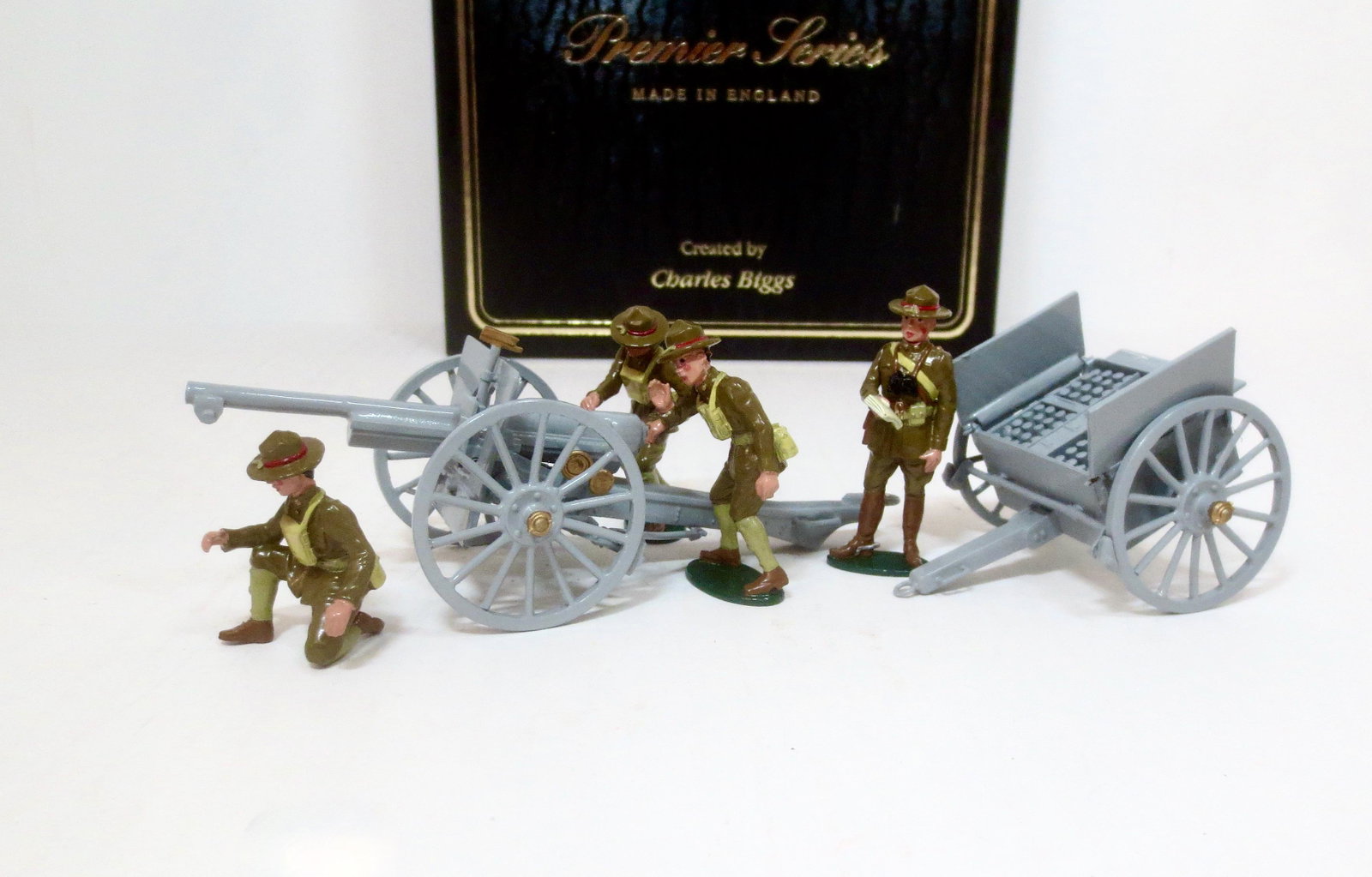 Britains Premier #8936 U.S. Gun Detachment: With French 75mm Gun and Caisson. 6 pieces. Mint condition. Box excellent.