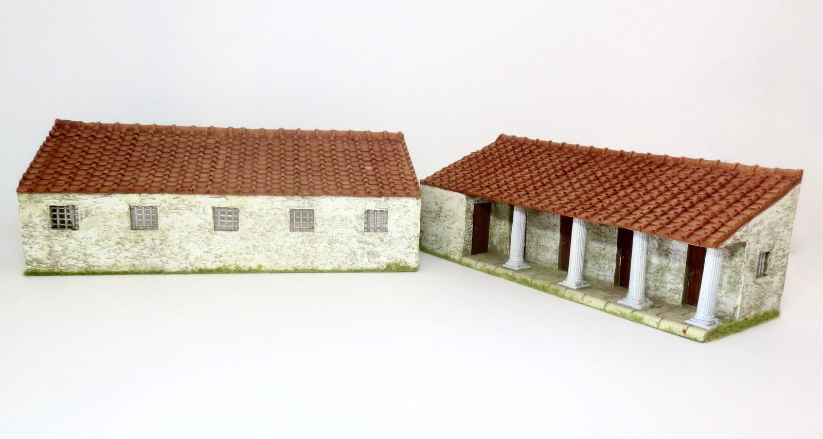 J.G. Miniatures Roman Fort Barracks (1 of 1)