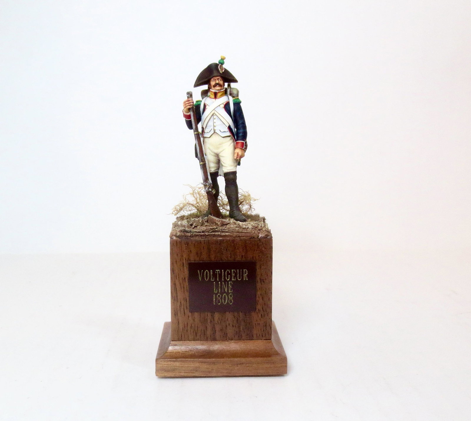 Metal Models Bob Knee "Voltigeur of 1808": 54mm scale. Mint condition. No box.