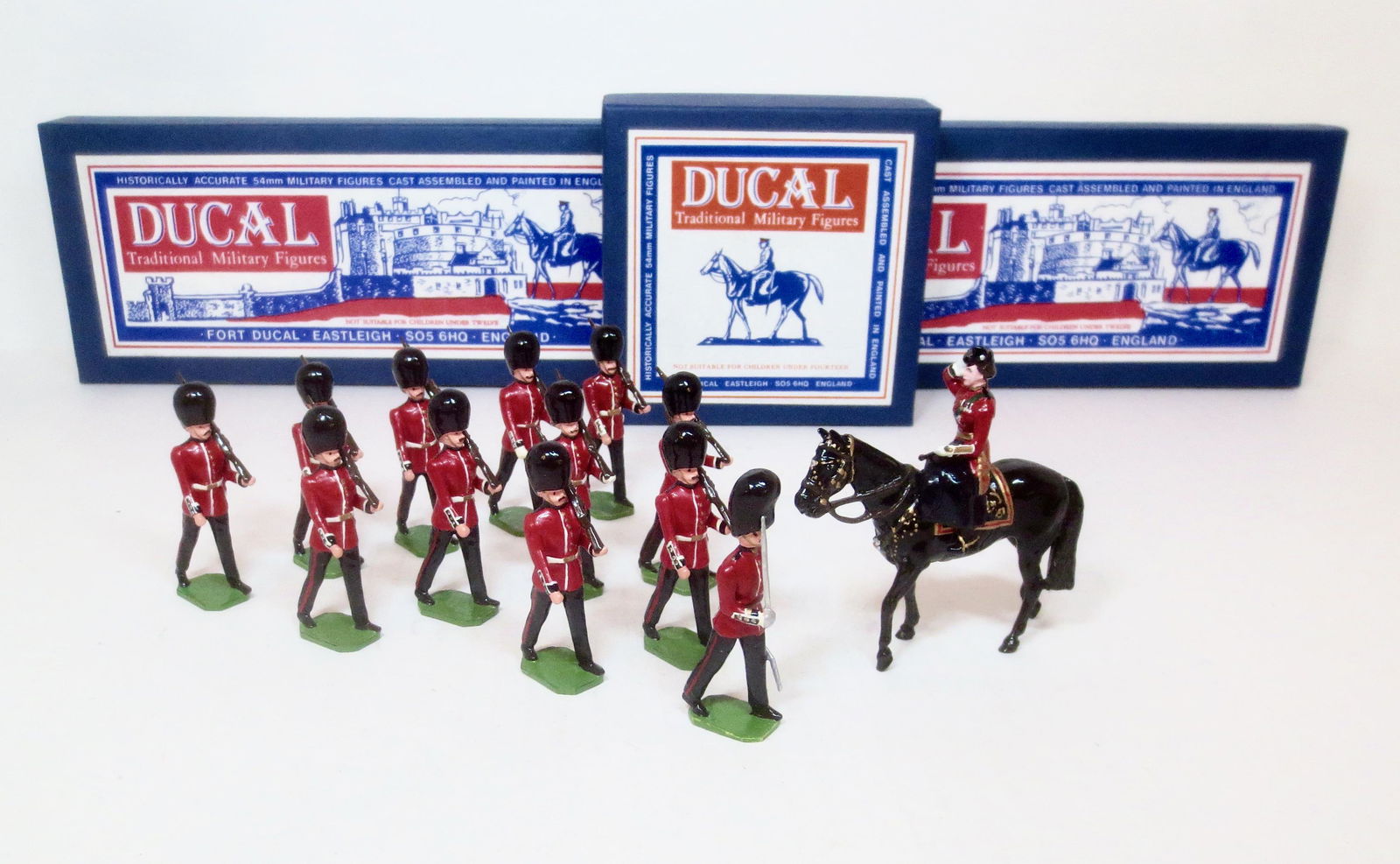 Ducal #M1 Her majesty Queen Elizabeth II (1 of 1)