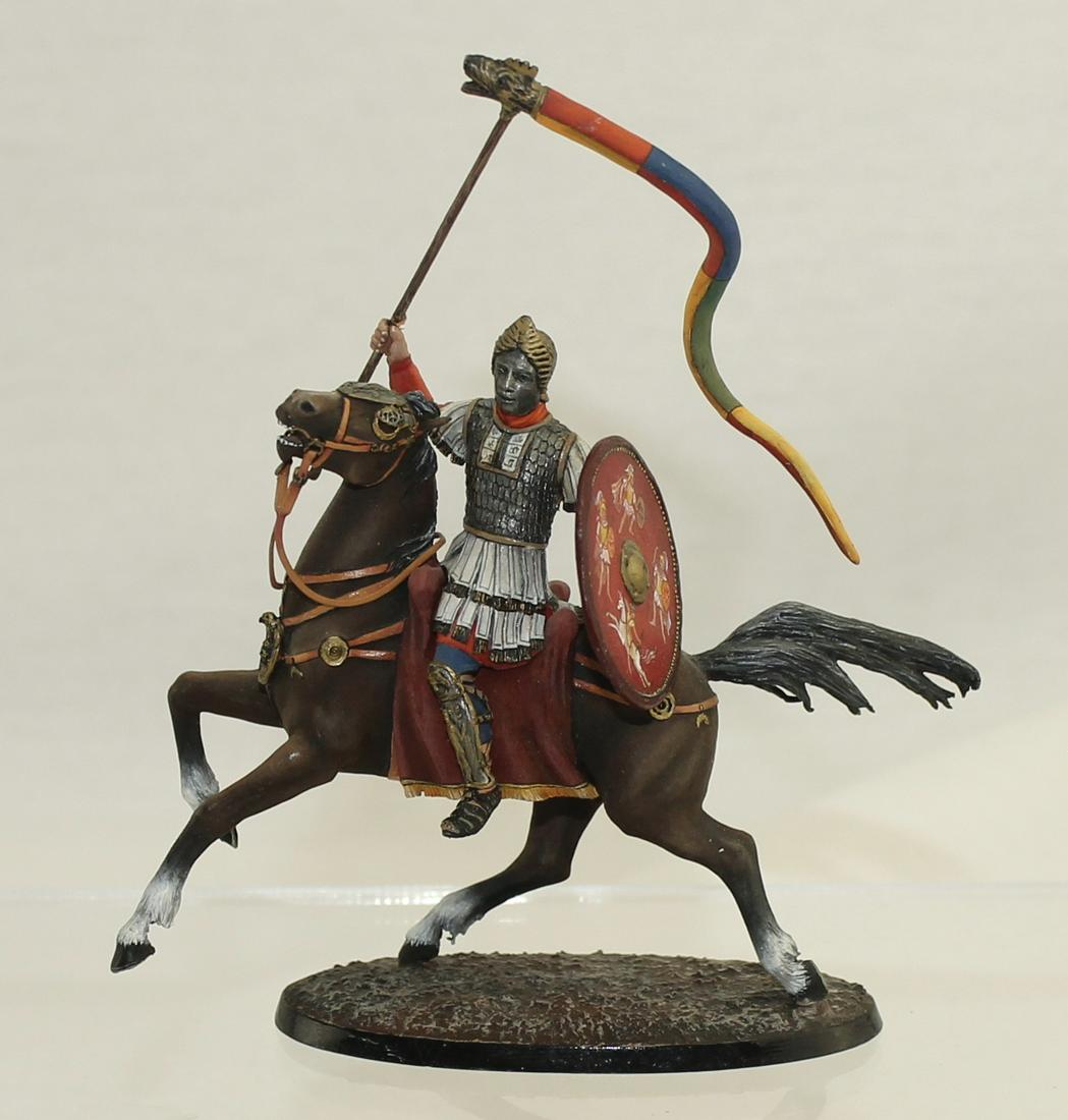 Arsenyev Studio Roman with Draconarius Banner (1 of 3)