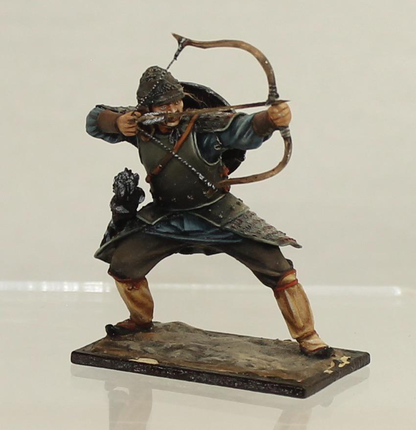 AeroArt Mongol Archer Crouching with Bow: St. Petersburg Collection. 5163 on Bottom of Base. 1 Piece. Condition Very Good to Excellent. Few Paint Chips on Base. No Box.