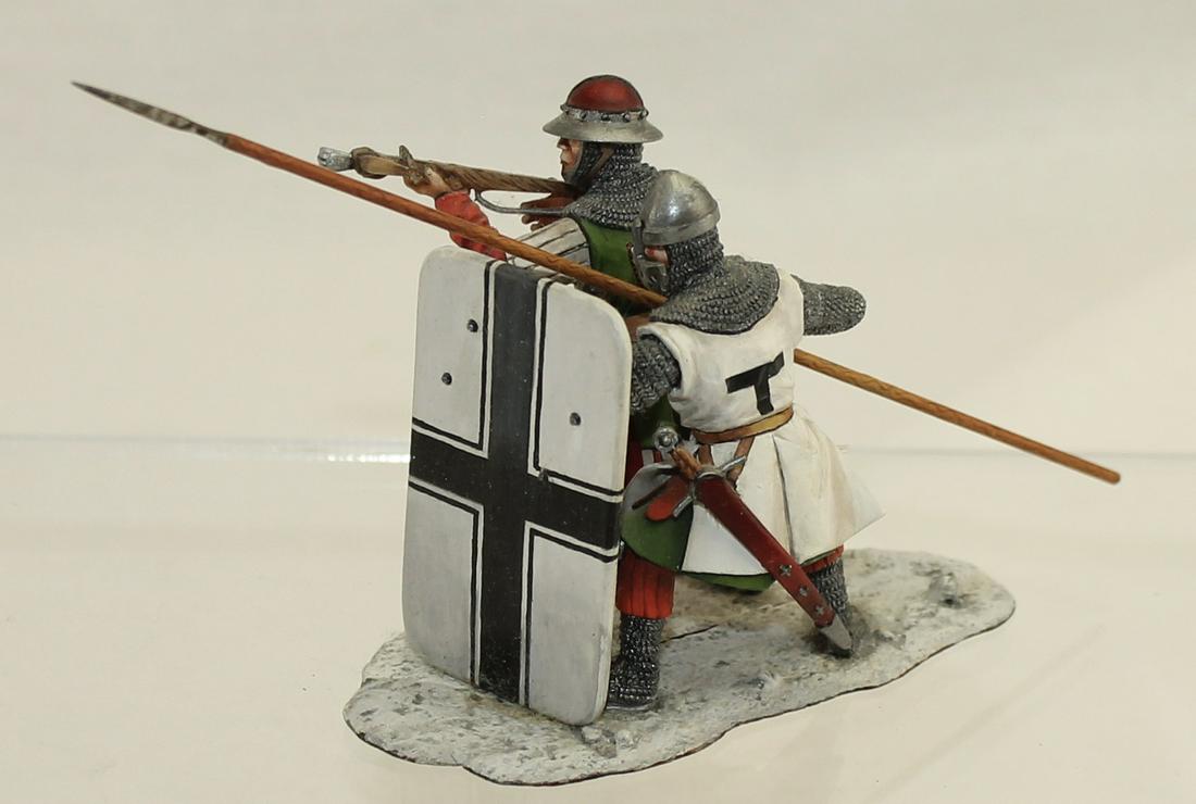 Grenada Studio Teutonic Pike Crossbow Duplex: Duplex Depicting Teutonic Pikeman and Crossbowman behind Shield with Interlocking Bases. Battle of Lake Peipus, 1242. 2 Pieces. Condition Very Good to Excellent. No Box.