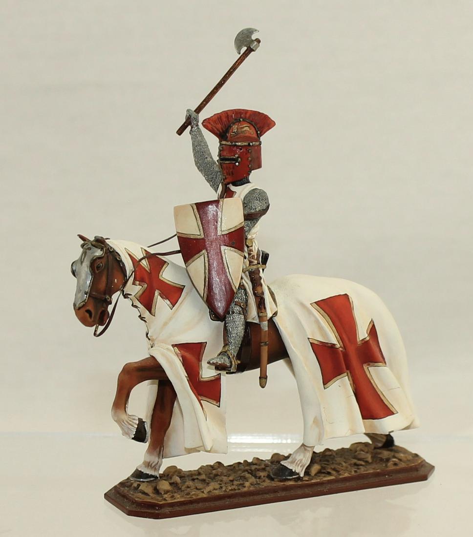 Russian Studio Mounted Crusader Knight (1 of 3)
