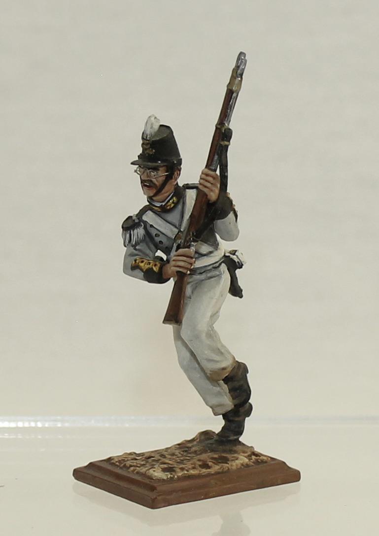AeroArt New York "Washington Grays" Charging: St. Petersburg Collection. American Civil War. 3856 on Bottom of Base. 1 Piece. Condition Excellent. No Box.