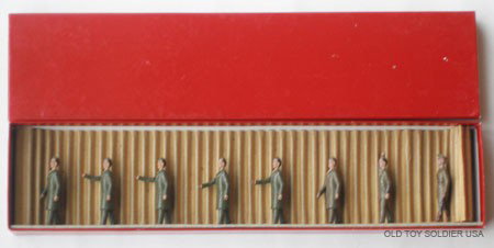 Britains From Set #s 330, 331 Khaki US Aviation : Britains From Set #s 330 and 331 Khaki US Aviation. In non Original Box with Inner Retaining Card. 6 Airmen in Long Overcoats, One in Short Jacket and a Peak Cap Officer. Pre War 8 Pieces.