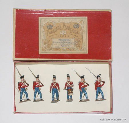 Mignot British Napoleonic Infantry Marching: Mignot British Napoleonic Infantry Marching with Officer and Drummer. Post War. 6 Pieces Retied in Older Pre War box.